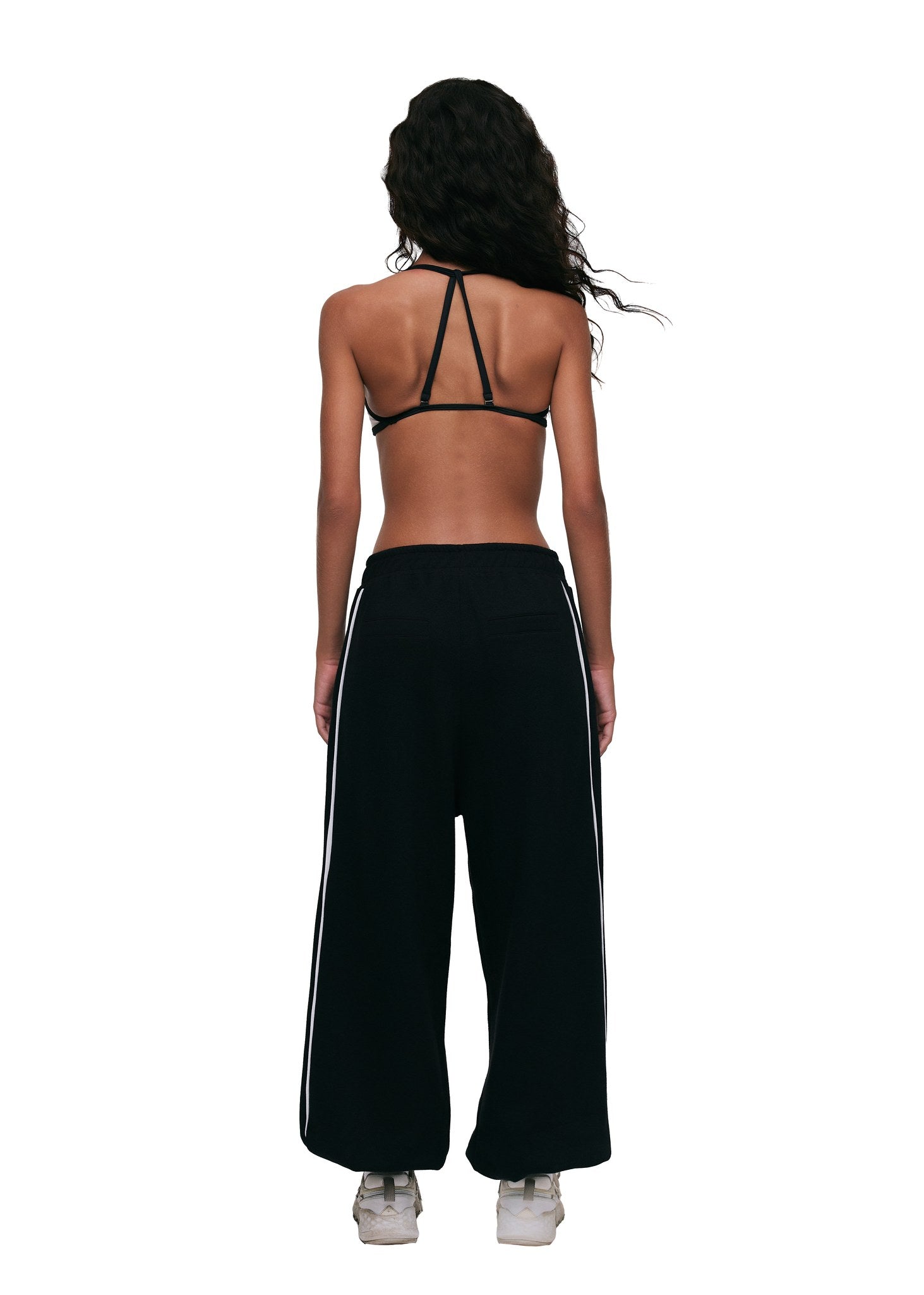 Minimal Sculpt Top Salt/Black - foto 3